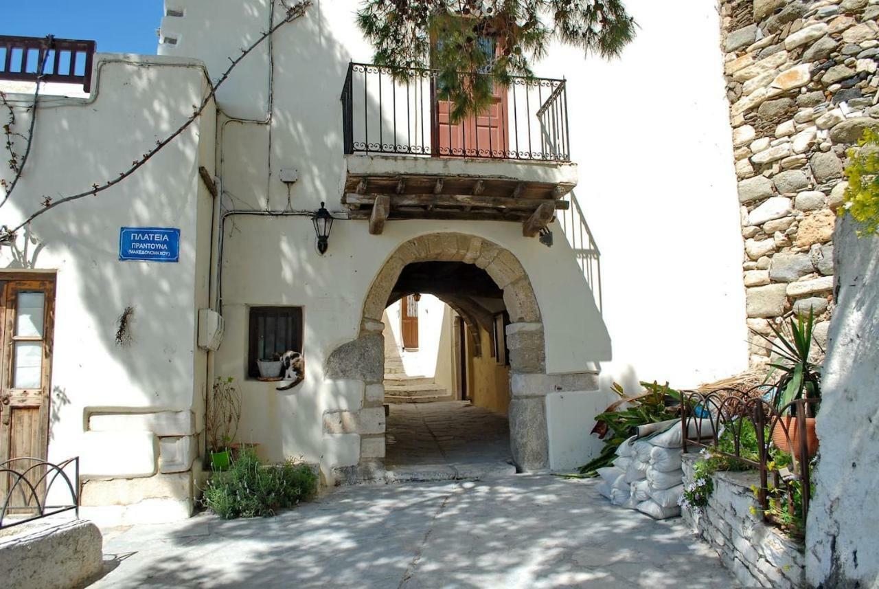 Apartment Grandma's Elegant In Naxos Town Naxos City