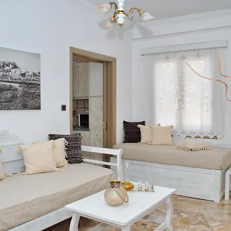 Grandma'S Elegant Apartment In Naxos Town Naxos City Exterior photo